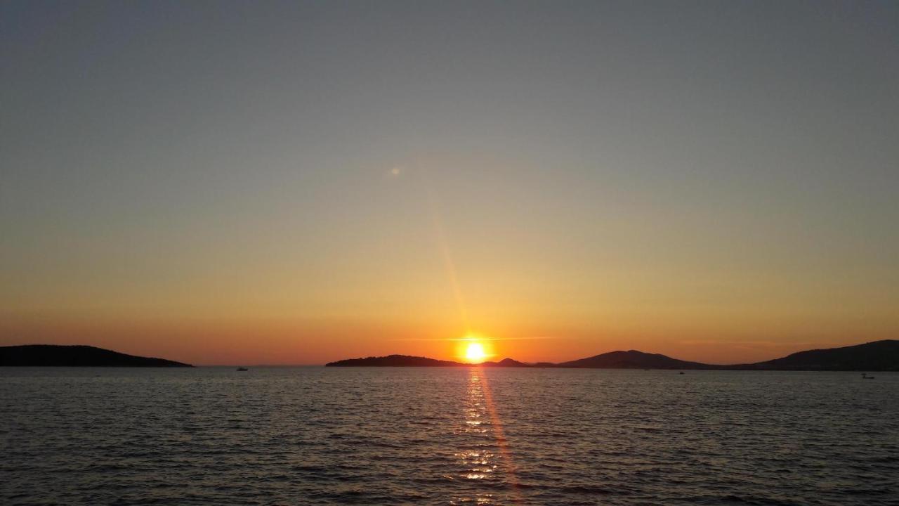 Haeuschen Am Meer Vodice Exteriör bild